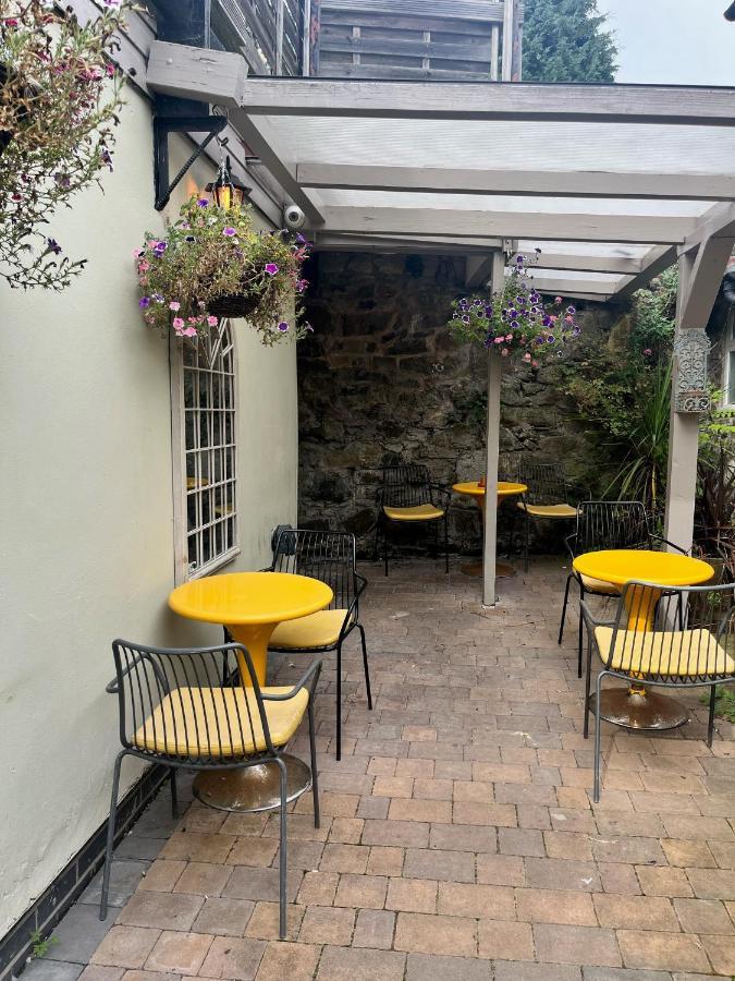 The Lion Hotel Llansantffraid-ym-Mechain Экстерьер фото
